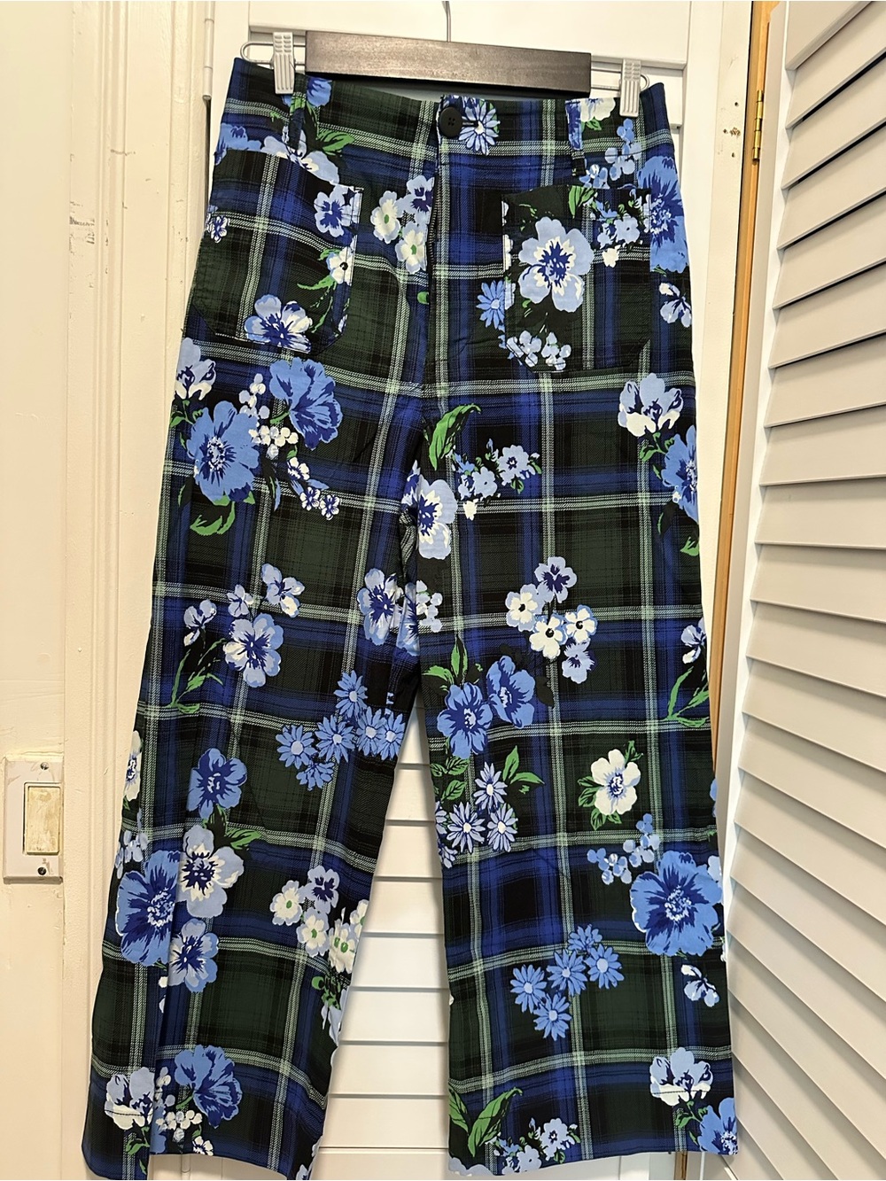 Maeve Blue Floral Plaid Cropped Pants